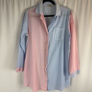 Cynthia Rowley Sleepwear 100%
Cotton Blue Pink Candy Stripe
Night Shirt Size:M